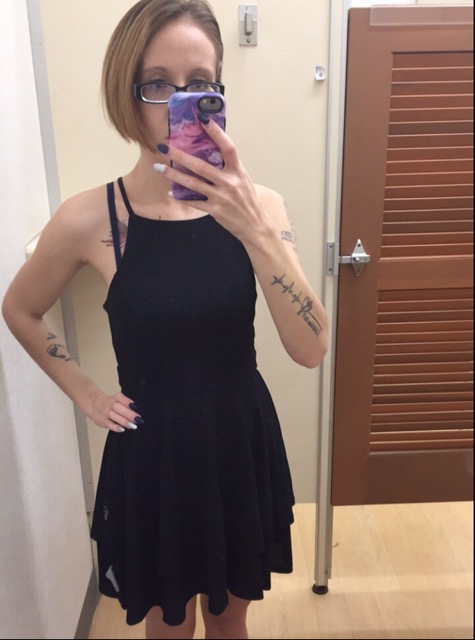 What color tights and shoes to go with this dress? I was thinking either nude or silver on the shoes, but not so sure what color tights would look right. - Glow What color tights and shoes to go with this dress? I was thinking either nude or silver on the shoes, but not so sure what color tights would look right. - Glow